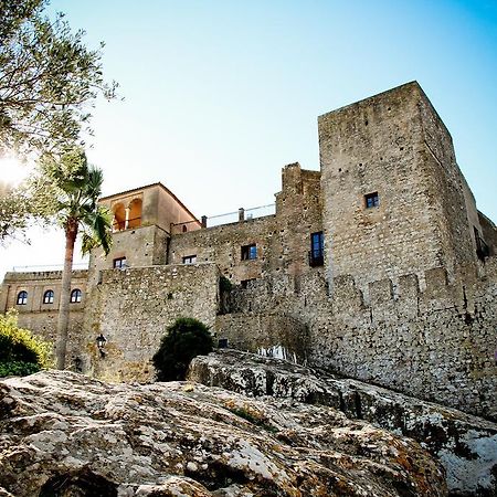 Hotel Tugasa Castillo De Castellar Castellar de la Frontera Exterior photo