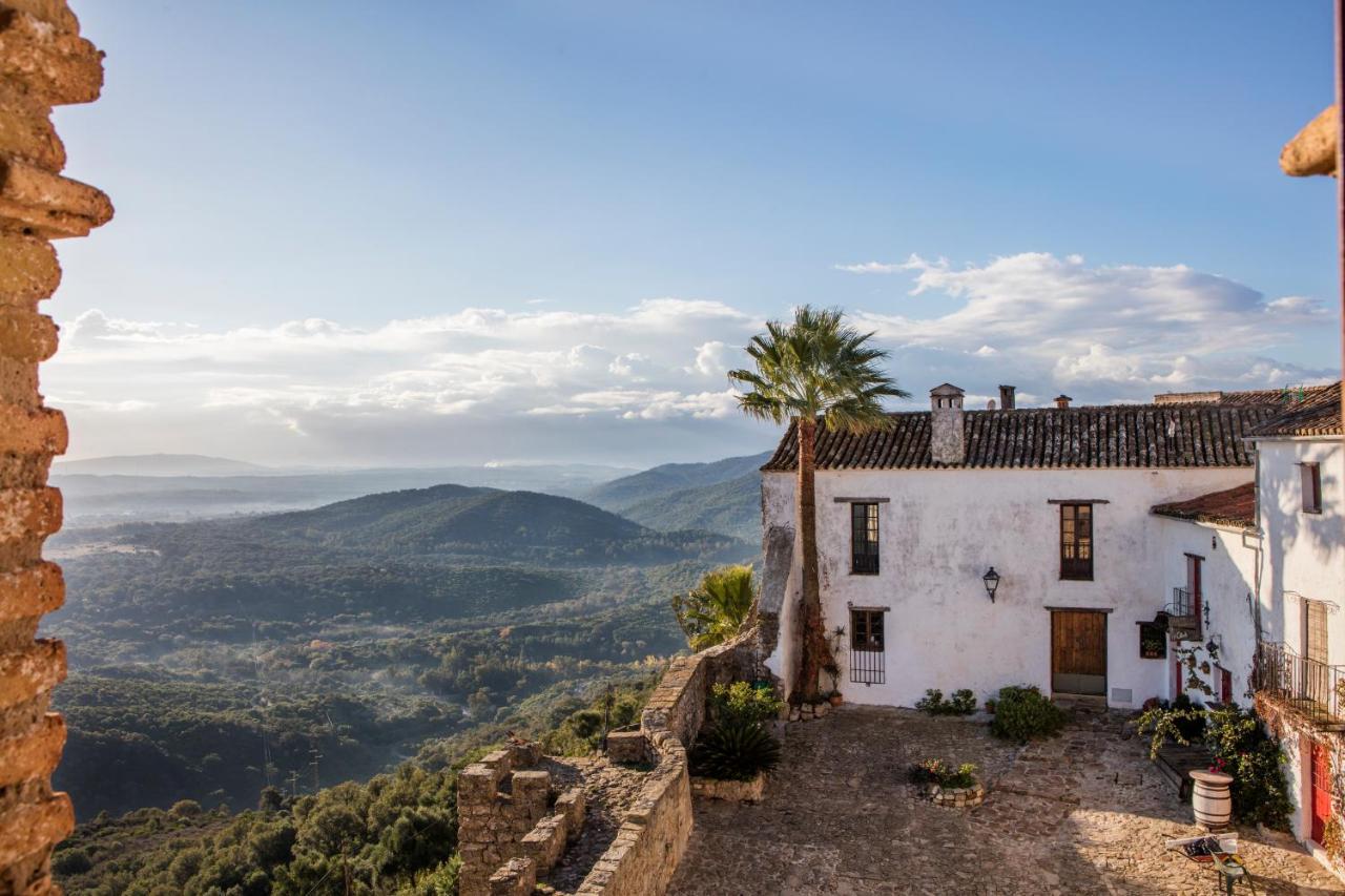 Hotel Tugasa Castillo De Castellar Castellar de la Frontera Exterior photo